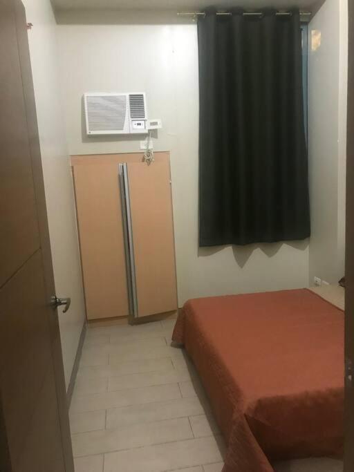 Lovely 2 Bed Room Condo Infront Of Naia Terminal 3 Манила Экстерьер фото