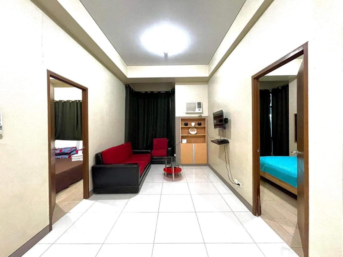 Lovely 2 Bed Room Condo Infront Of Naia Terminal 3 Манила Экстерьер фото